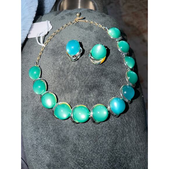 Private Jewelry - Vintage Aqua Lucite Cabochon Necklace and clip-on earrings set silver-tone metal
